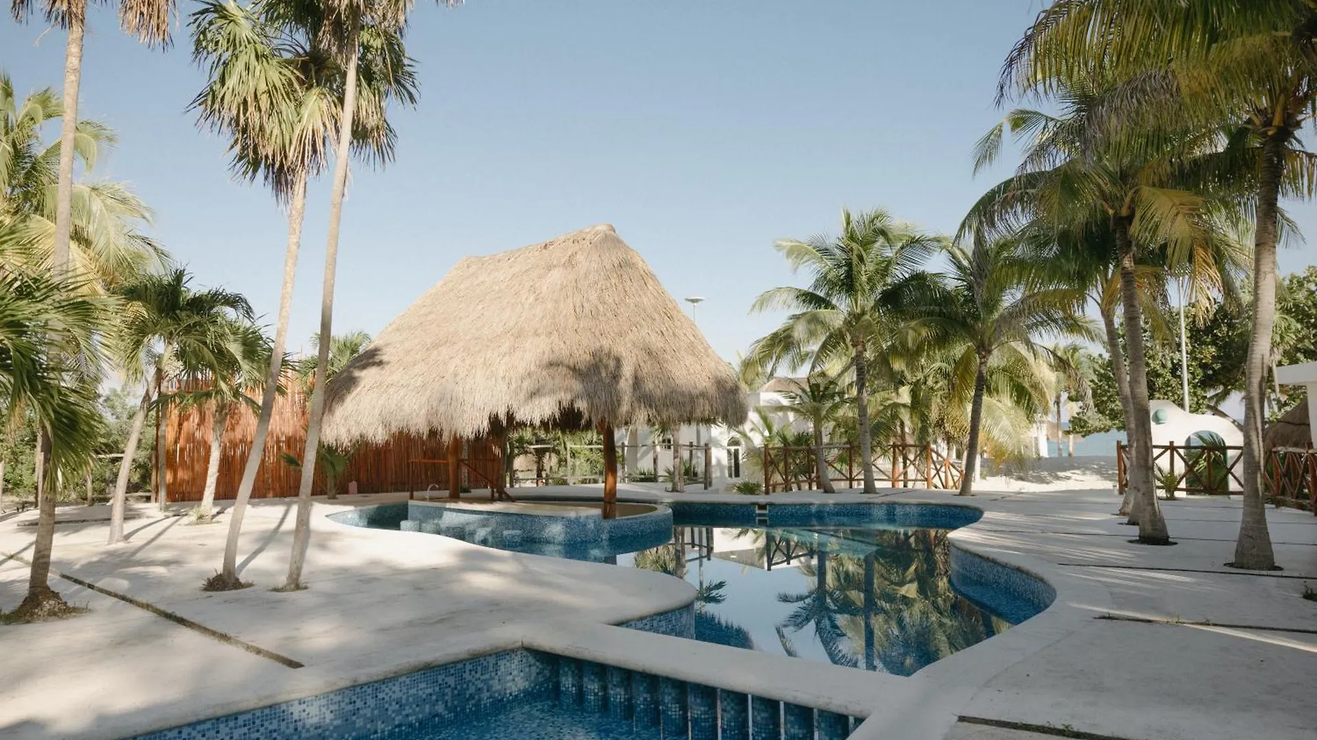 Ocean Bliss Retreat Entire Private Beachfront Resort With 4 Bungalows Cancún